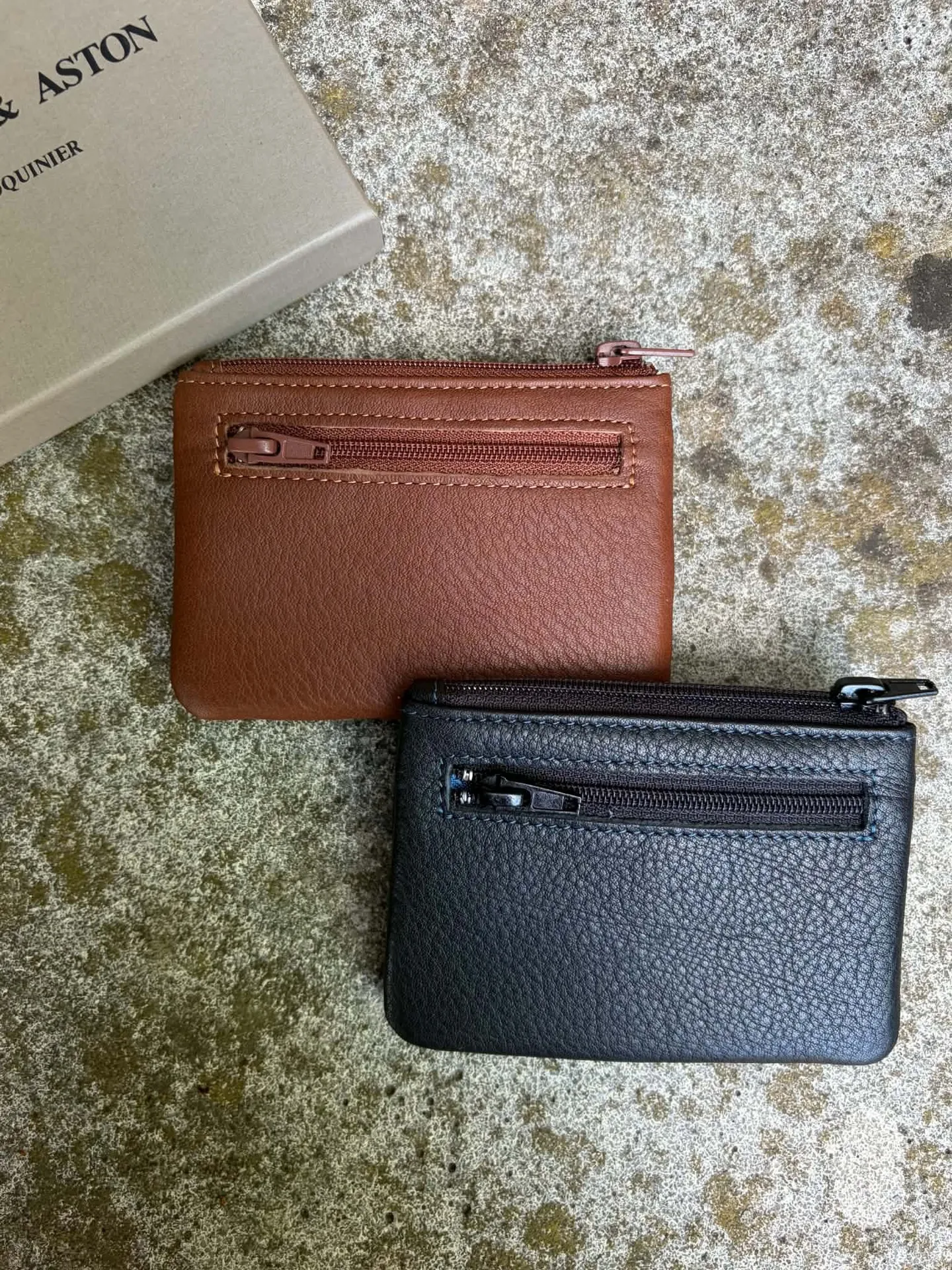 Porte-monnaie/cartes cuir Arthur & Aston chez Evasion à Eu
