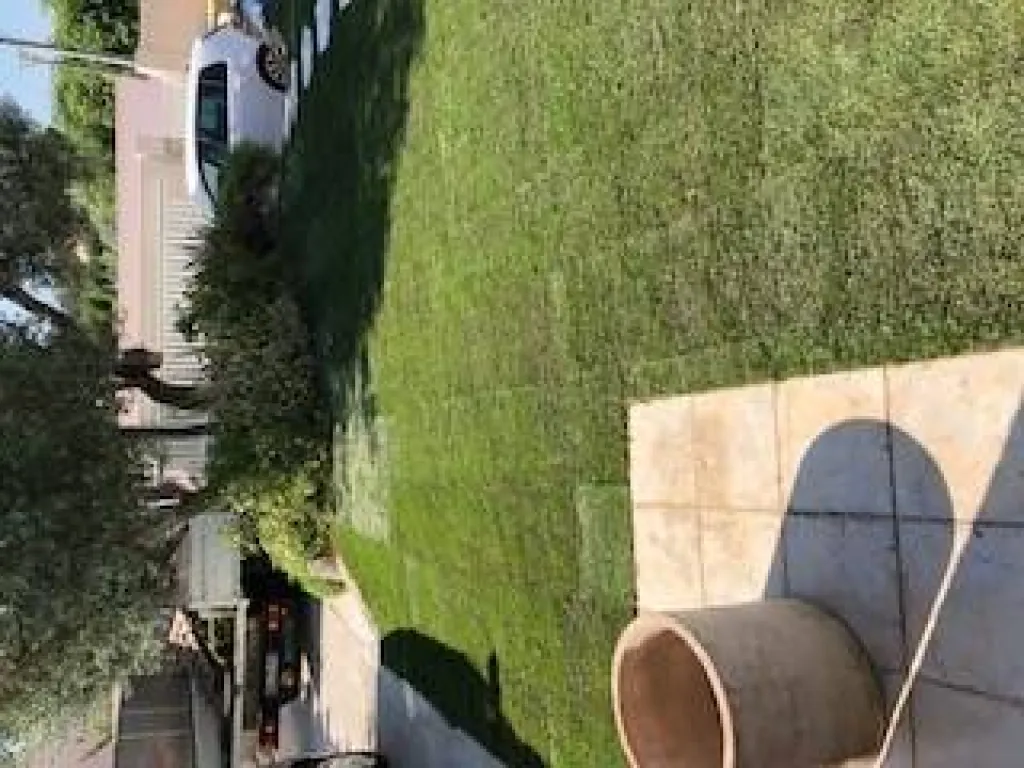 Pose gazon en rouleau Vitrolles 13127