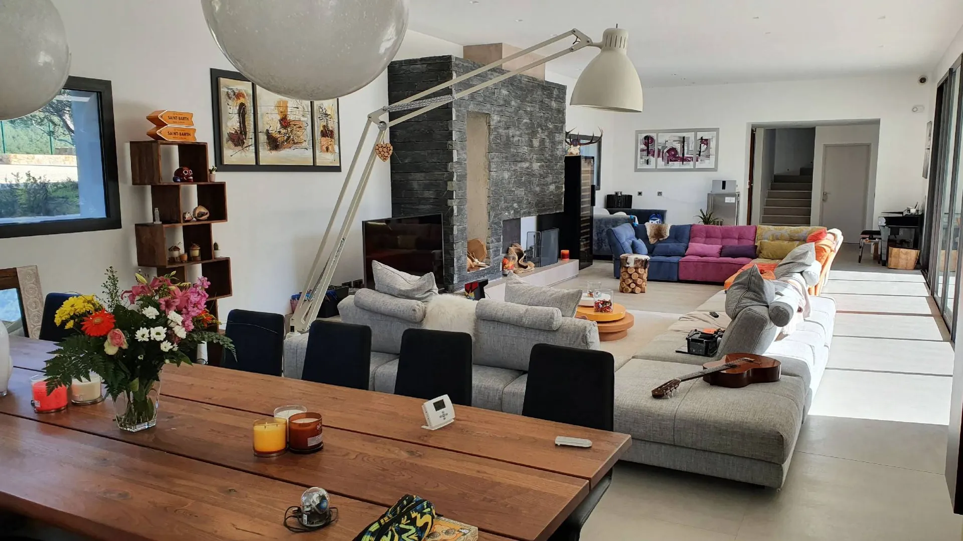 Vente maison moderne dans un cadre exceptionnel, prestations luxe, piscine et vue Couronne de Charlemagne Cassis  