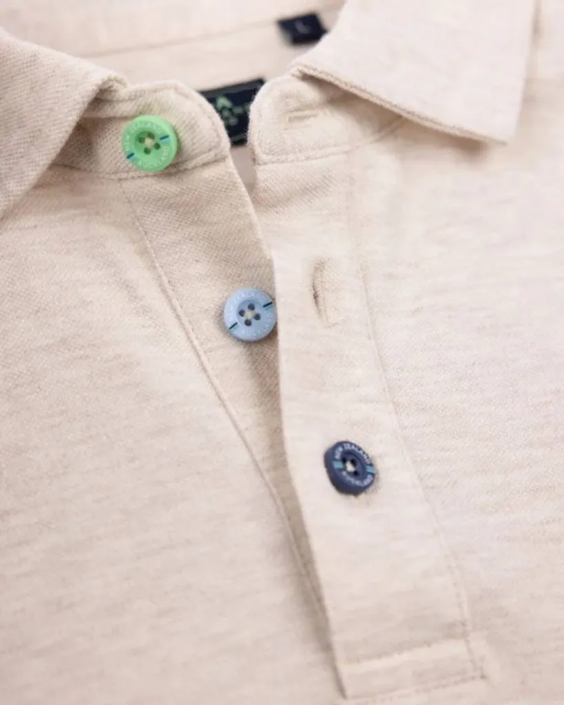 Polo NZA beige détail du col chez Urban Chic à Dieppe 76