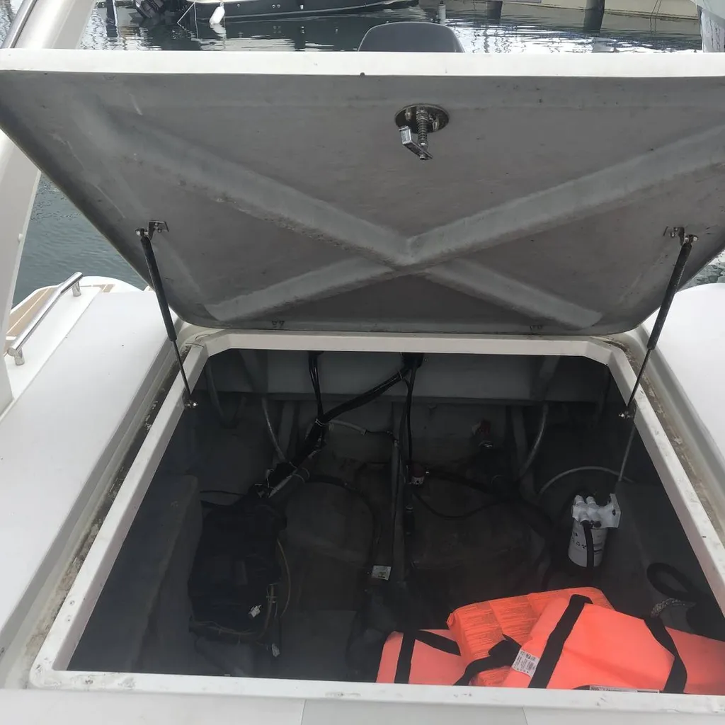 vends bateau a moteur semi rigide occasion a sanary dans le var