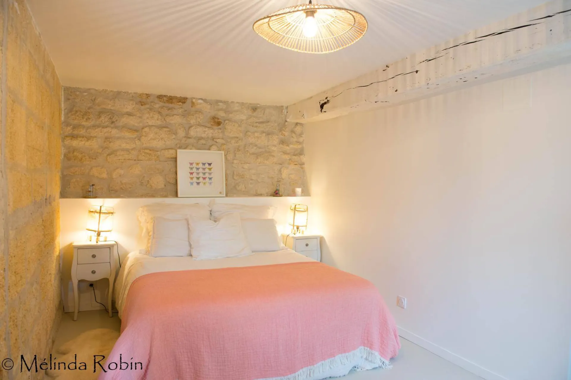 Maison en pierre de 180m² avec jardin et piscine, située au milieu des vignes Montagne (33)  