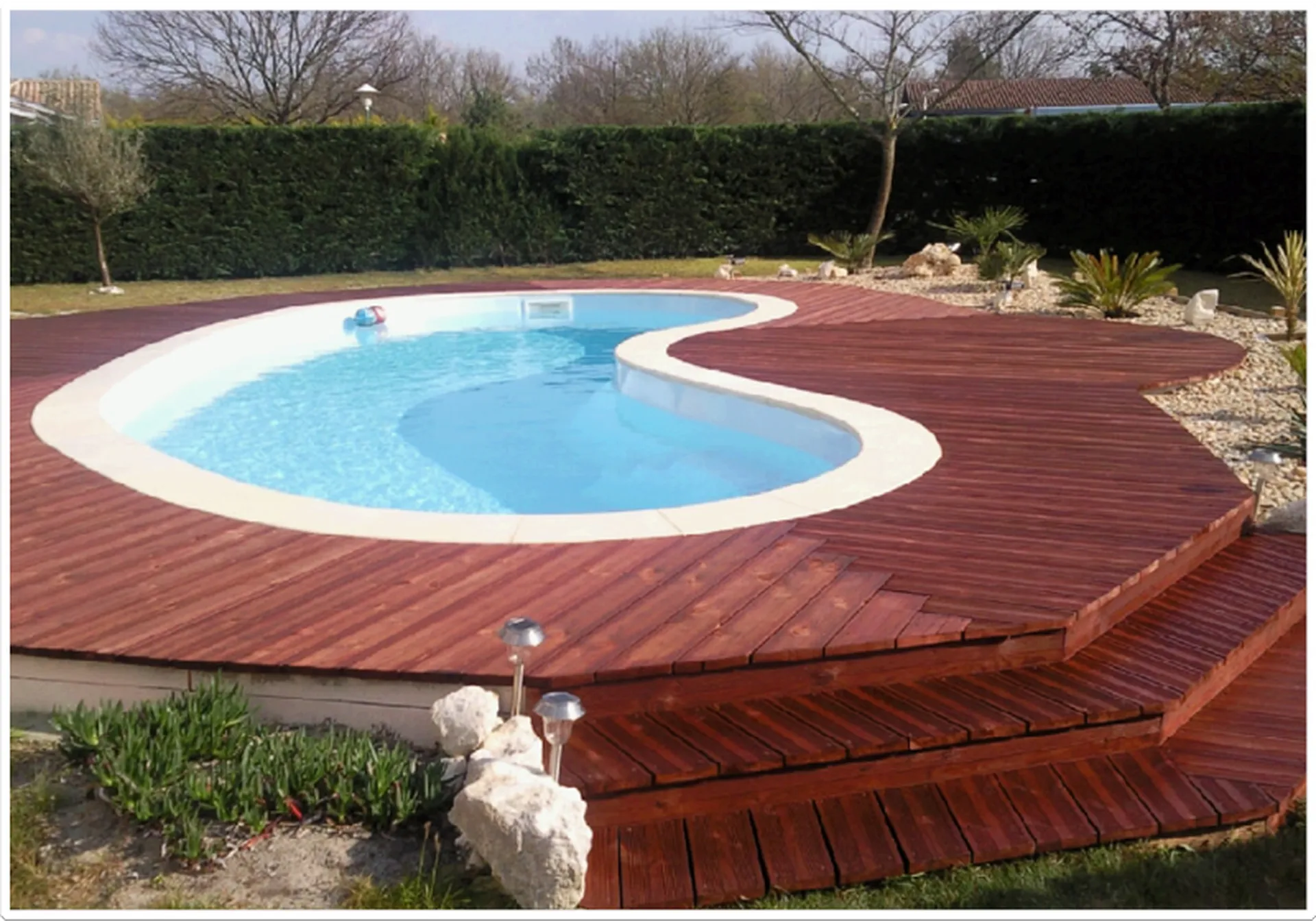 Piscine fond plat modèle Noisette 