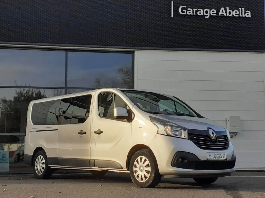RENAULT TRAFIC COMBI OCCASION INTENS L2 DCI 125CH 9 PLACES PRES DE TOULOUSE EN OCCITANIE