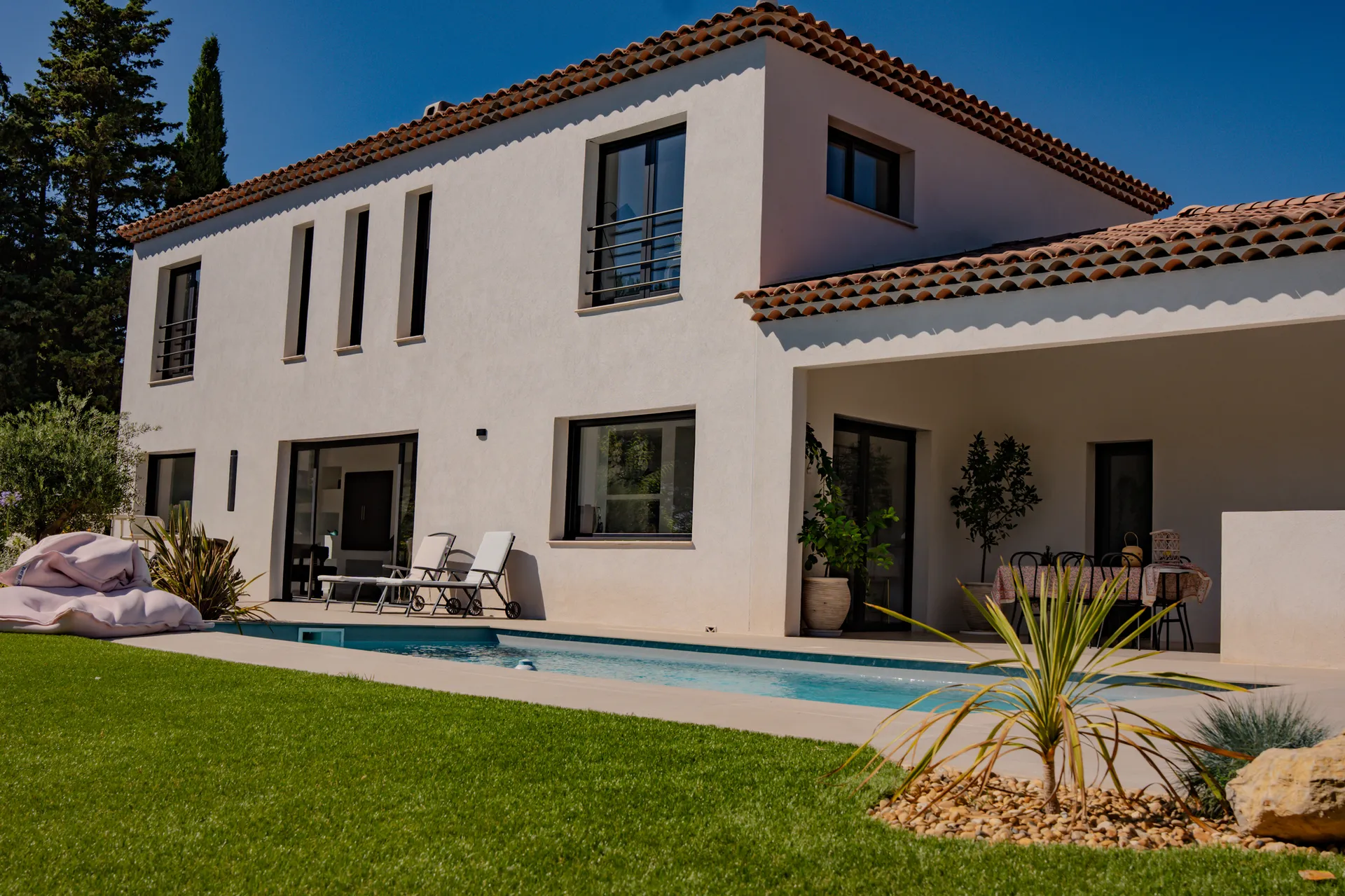 Choisir un constructeur de maisons individuelles à taille humaine à Aubagne