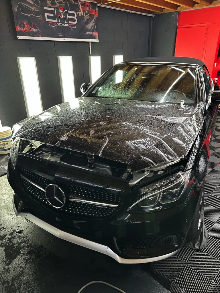 film de protection carrosserie PPF Lyon traitement céramique carrosserie traitement céramique des jantes Mercedes C43 AMG cabriolet 