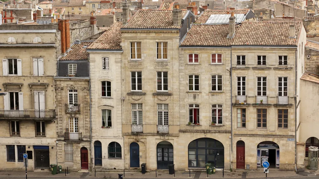 # Rénovation d’une échoppe à Bordeaux : spécificités, contraintes techniques et budget travaux pour transformer votre maison bordelaise typique