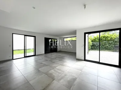 Maison à Fourqueux 232.27 M2 proche lycée international/ centre ville