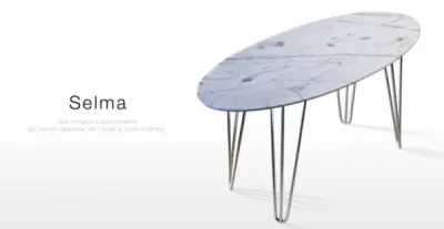 Selma: table basse ovale design vintage en marbre blanc calacatta, pieds tête d'épingle acier chromé