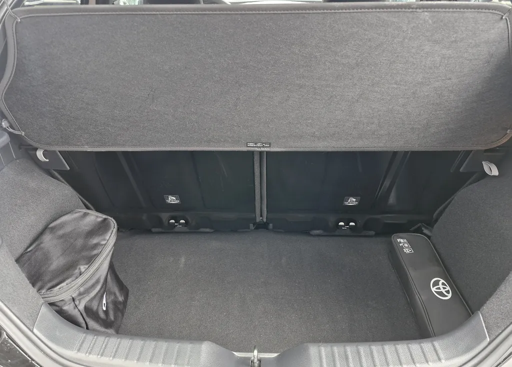 Toyota Yaris X 72 CH BVM 5 DESIGN ZEN MY23 OCCASION / 1ère Main / CAMERA DE RECUL / PRES DE TOULOUSE A PLAISANCE DU TOUCH EN OCCITANIE