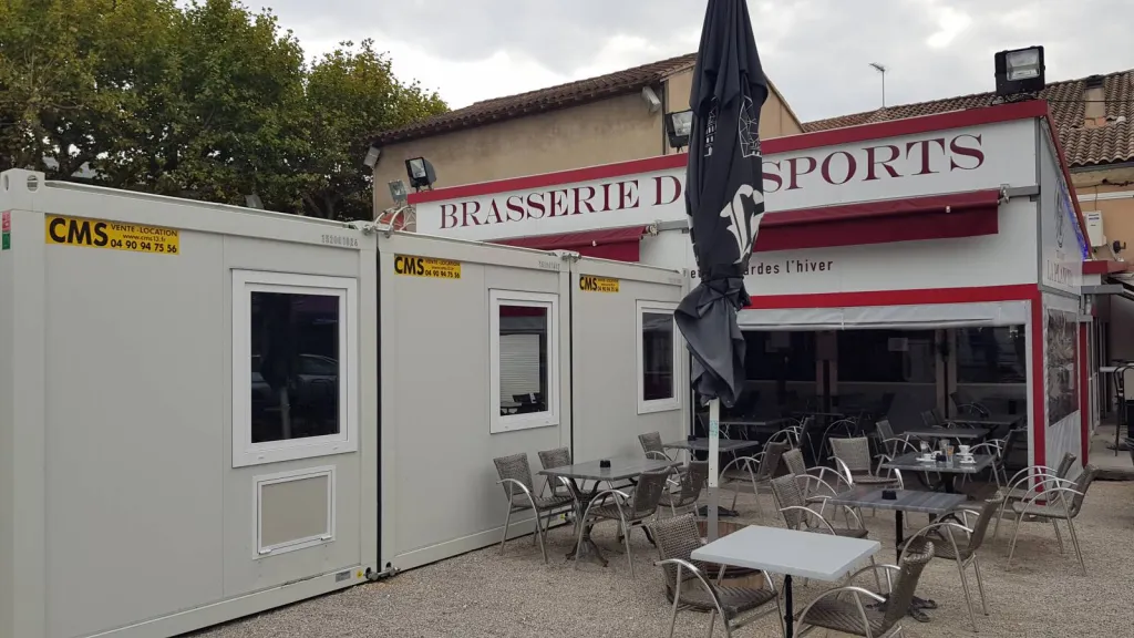 Location de structures modulaires pour la Brasserie des sports à Noves