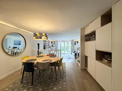 Partie Cuisine d'une maison de famille, visible sur le site Internet www.heliximmobilier.com