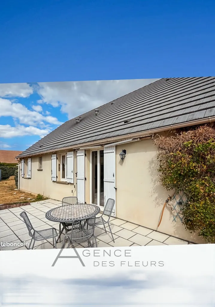 A vendre maison de 104 m² édifiée sur 600 m² de terrain sur la commune de CAUDEBEC LES ELBEUF 76320