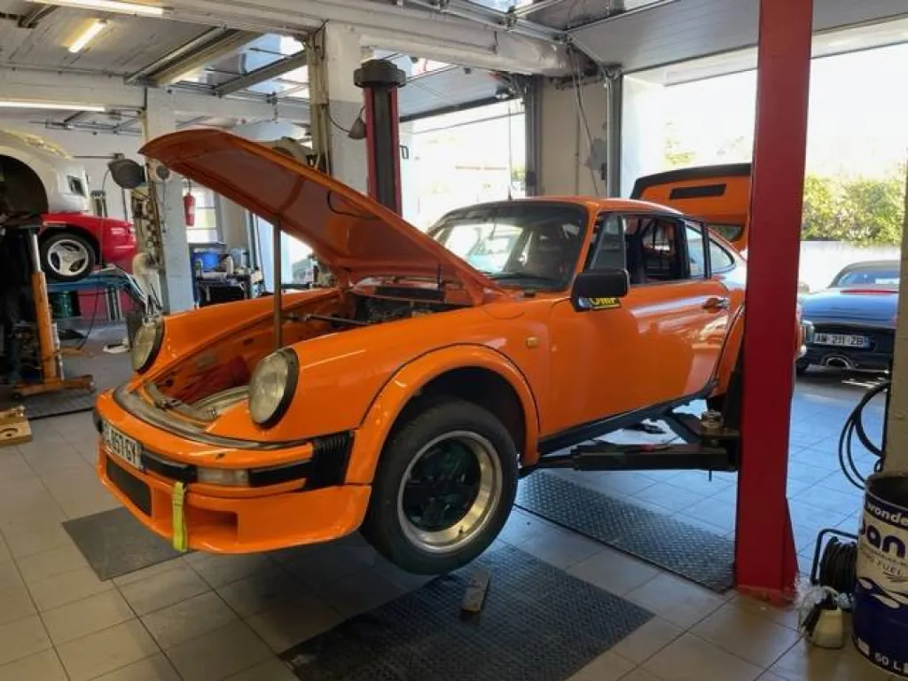 Révision d'une Porsche 3,0  SC