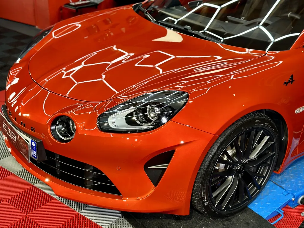 Spécialiste Protection carrosserie film PPF et traitement céramique Lyon Alpine A110 