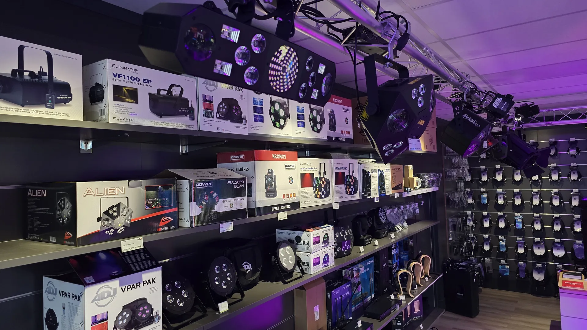 vente et location de matériel sono, éclairage, vidéo et machines à effets à Roanne, Le Coteau, installation fixe, prestation événementielle