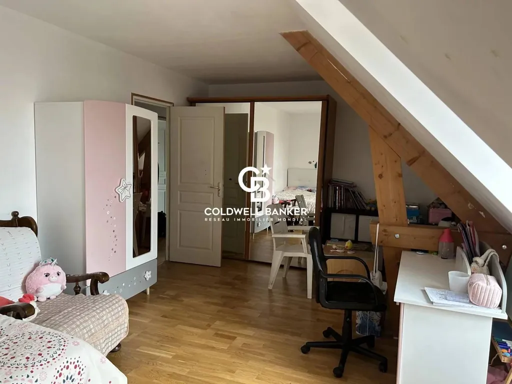 maison à vendre pour une famille avec 4 chambres en sarthe au mans