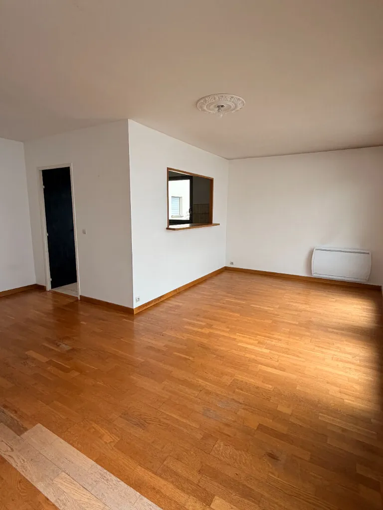 12 Rue allée Daniel Lavallée 