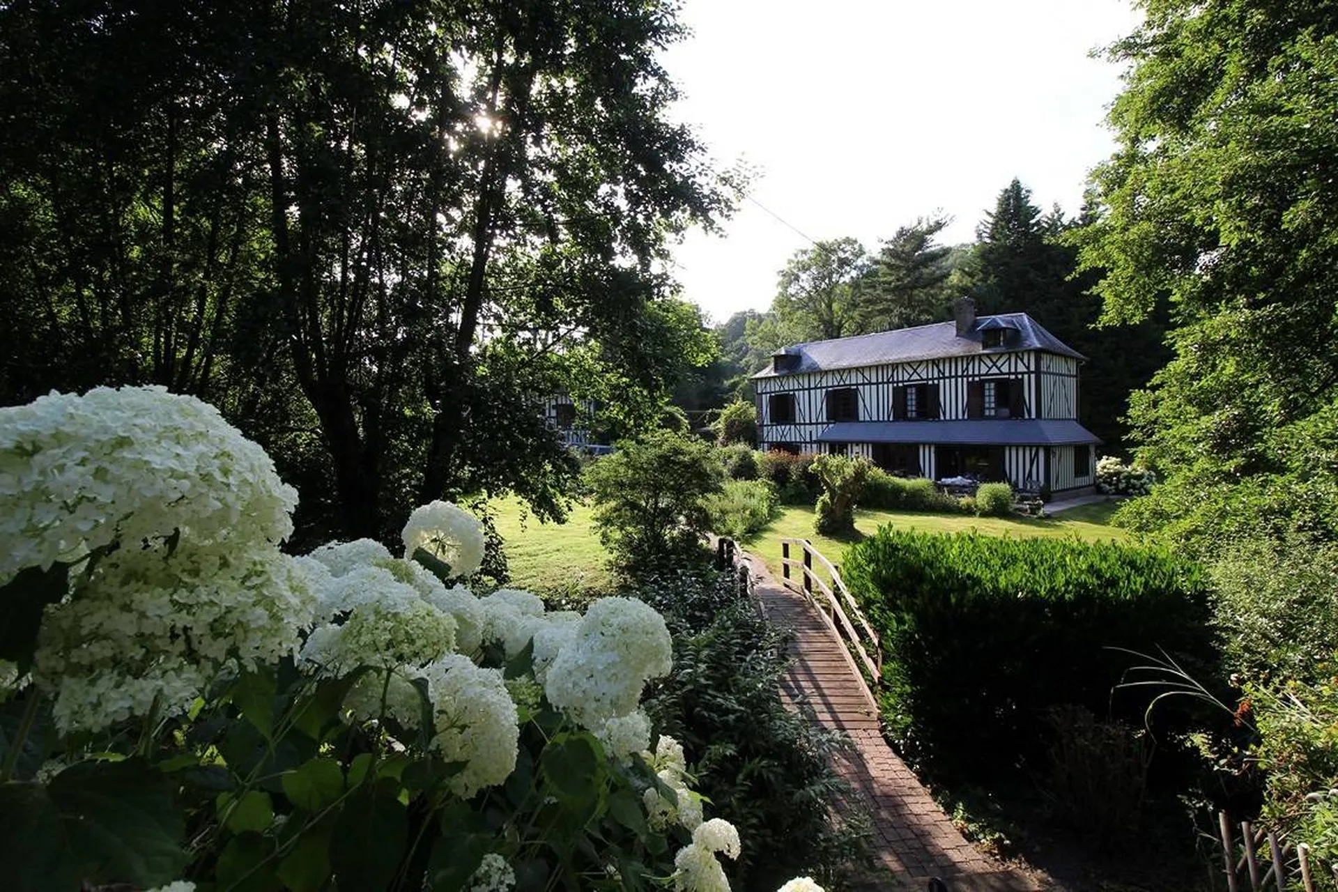 Vend ancien presbytère sur parc paysagé de 1,2 hectare Eure 27