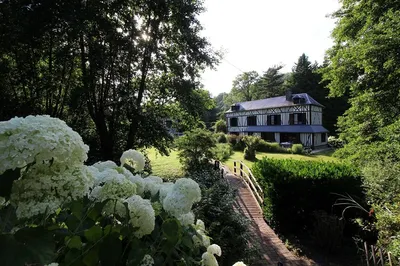 Vend ancien presbytère sur parc paysagé de 1,2 hectare Eure 27