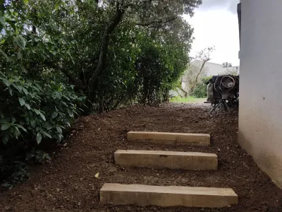 Création d'un jardin sur Les Angles dans le Gard