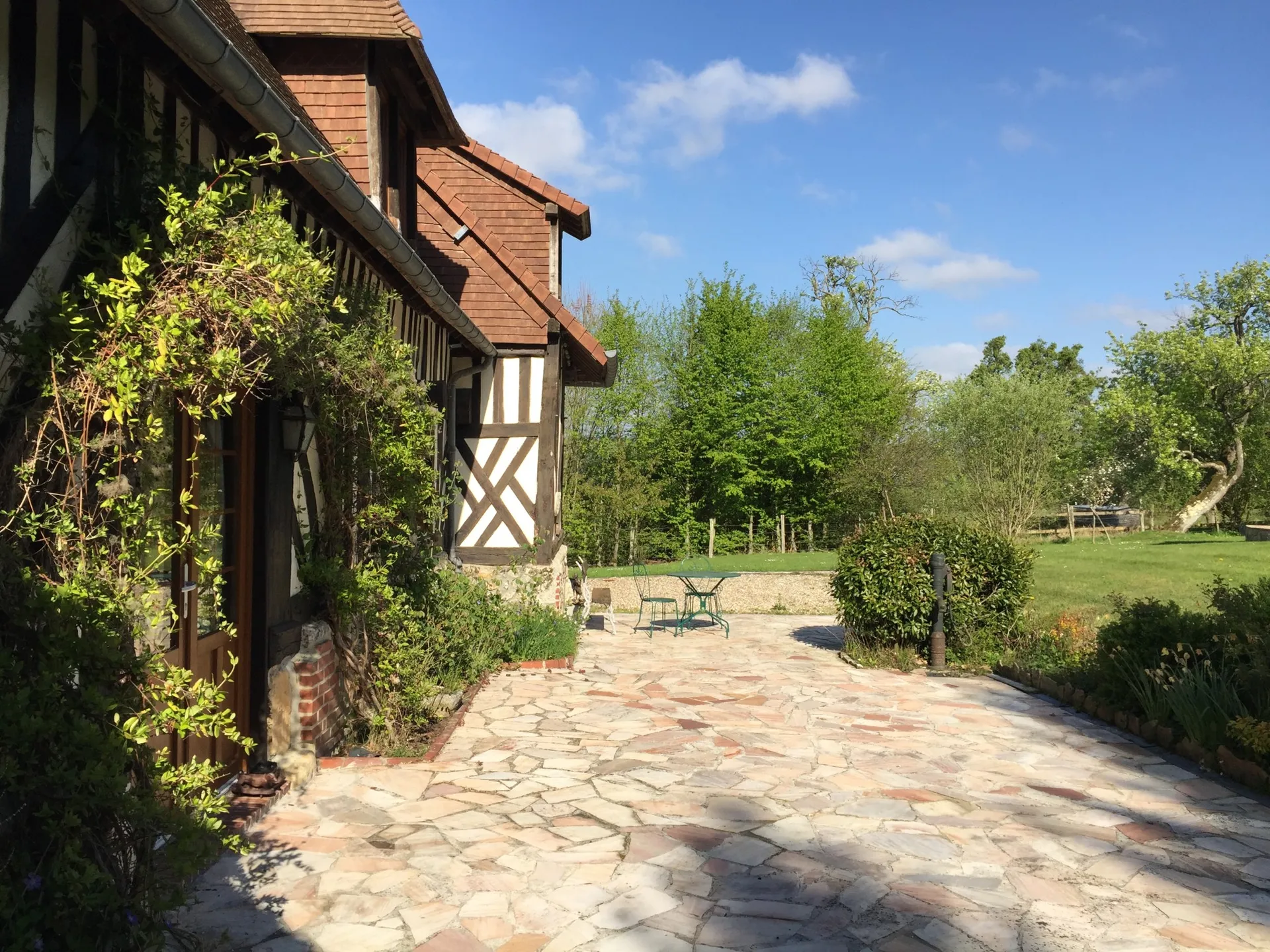 Maison en vente avec piscine chauffée près de Deauville