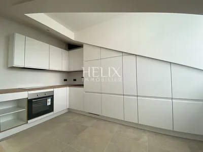 A vendre appartement 82,60 M2 à Saint-Germain-en-Laye , RER A 10 mn