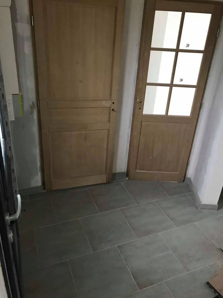 Création de carrelage au sol proche Valmont 76