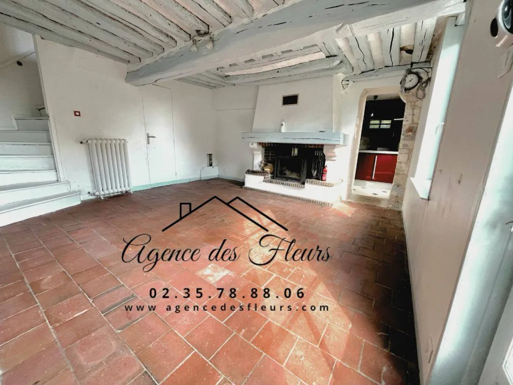 A vendre maison normande de 154 m² édifiée sur 1400 m² de terrain sur la commune de ORIVAL