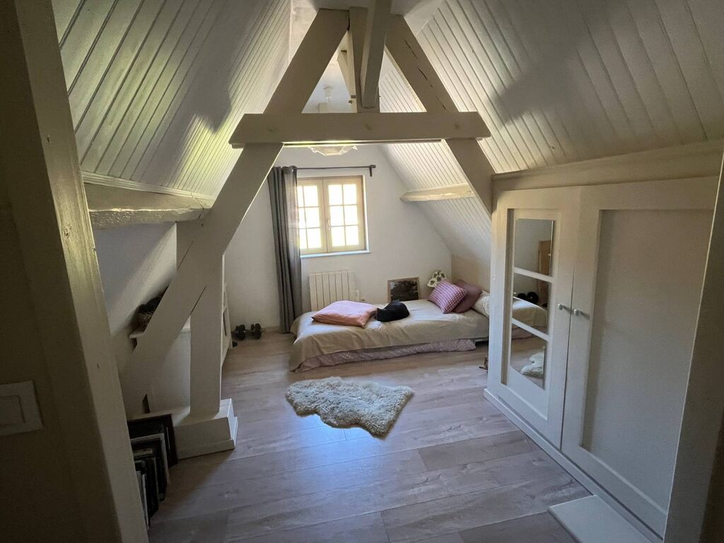 A vendre : Chaumière en très bon état général située à Rives en Seine