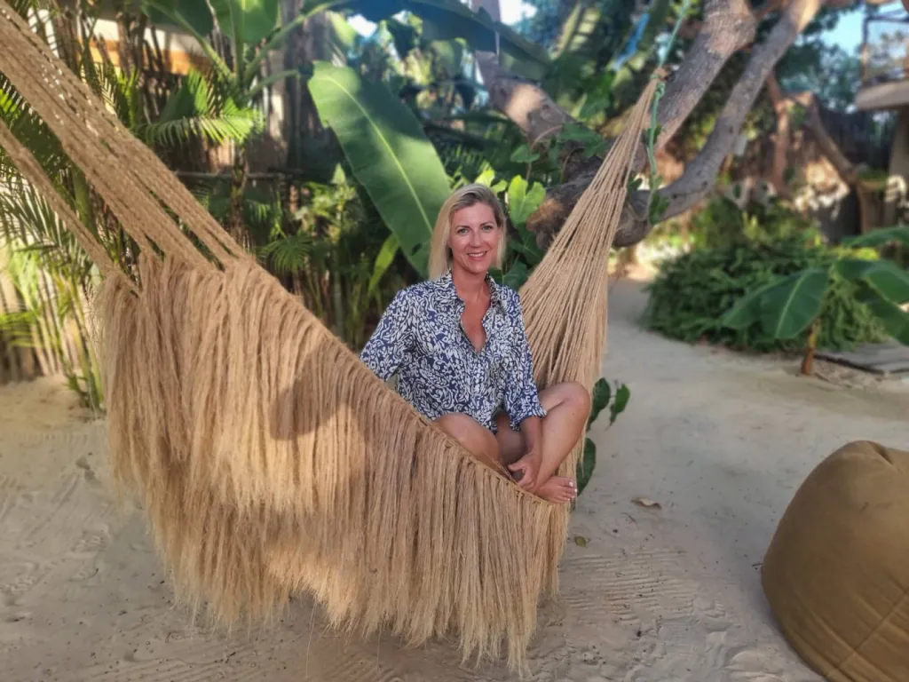 RENATA FRANCA MARTIGUES - ELODIE REYNE