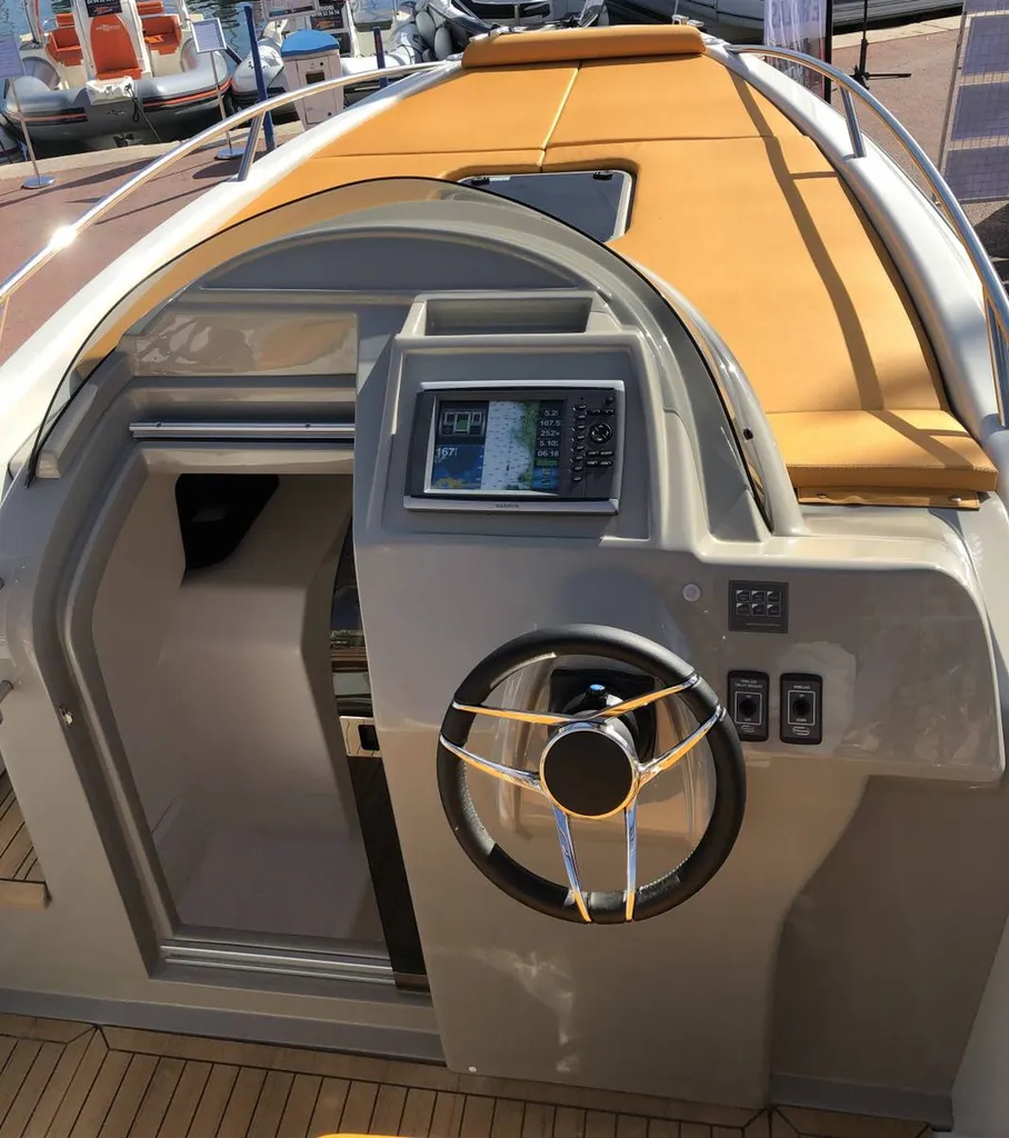 Hord-bord neuf à vendre dans le 83