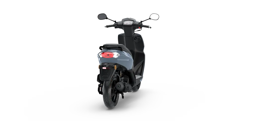 SCOOTER NEUF PEUGEOT KISBEE 50 SPORT A ST CYR SUR MER
