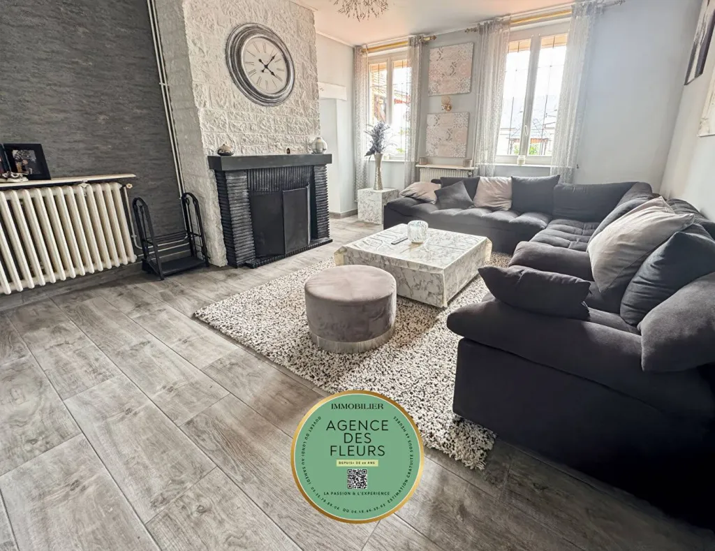 A saisir maison de caractère de 140 m² édifiée sur 763 m² de terrain sur la commune de ST PIERRE LES ELBEUF 76320