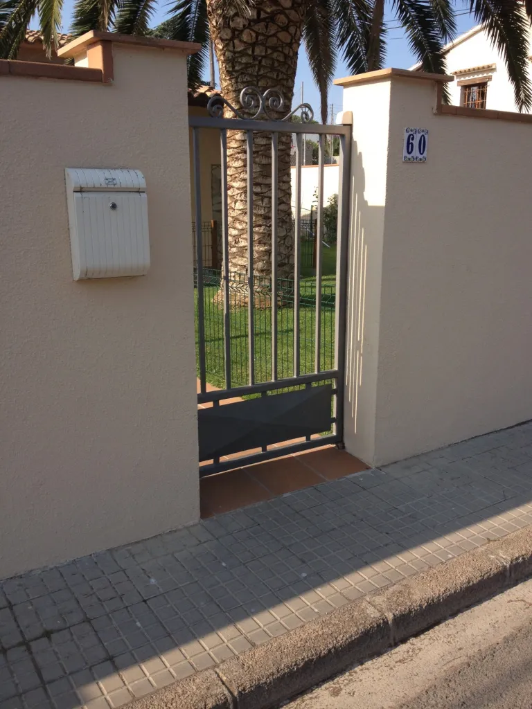 PORTILLON METALLIQUE MARTIGUES