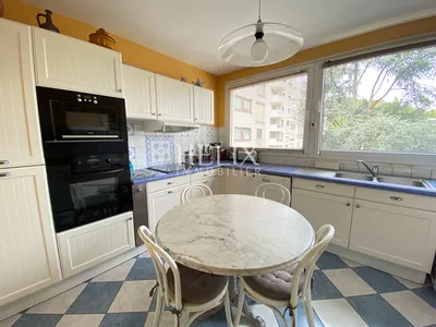 Appartement  avec piscine 5 pièces 100 m2