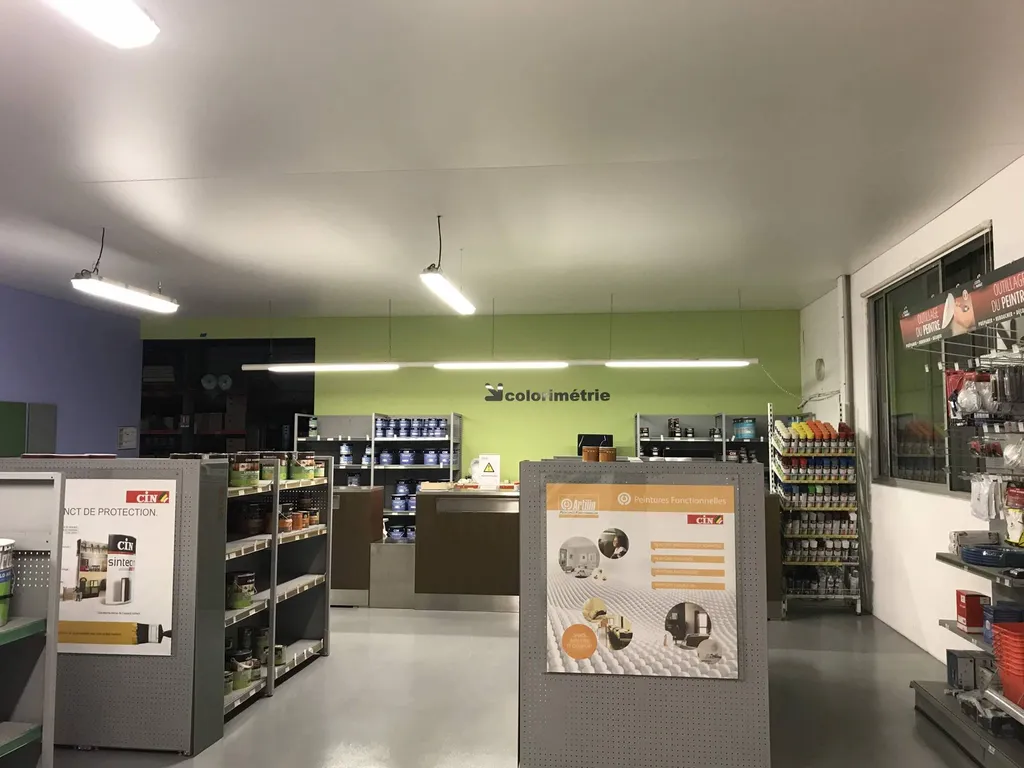 Abaissement plafond commerce - faux plafond tendu - St Alban Toulouse
