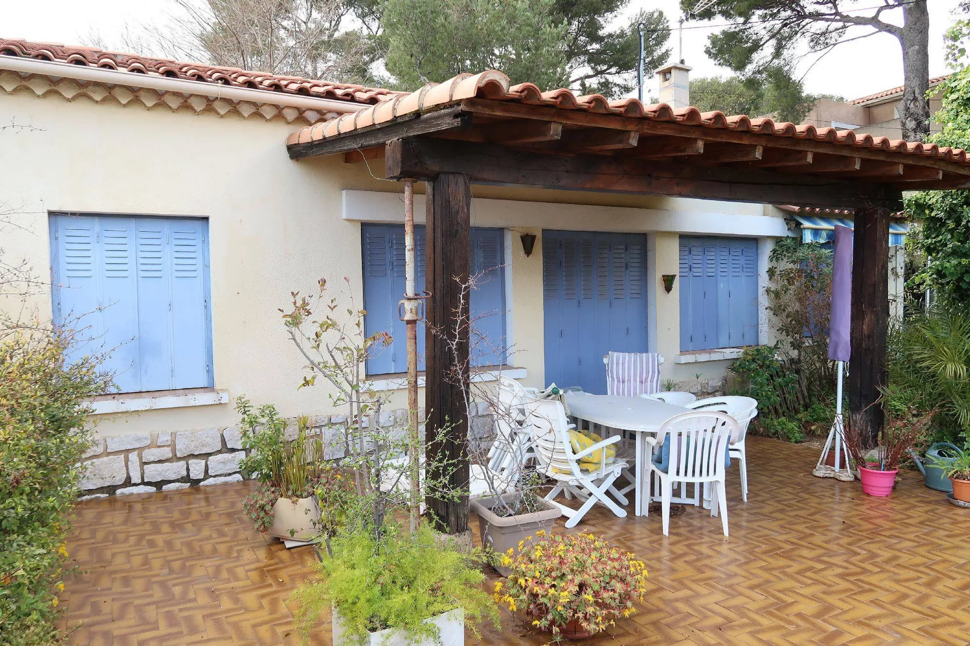 Cassis maison à vendre
