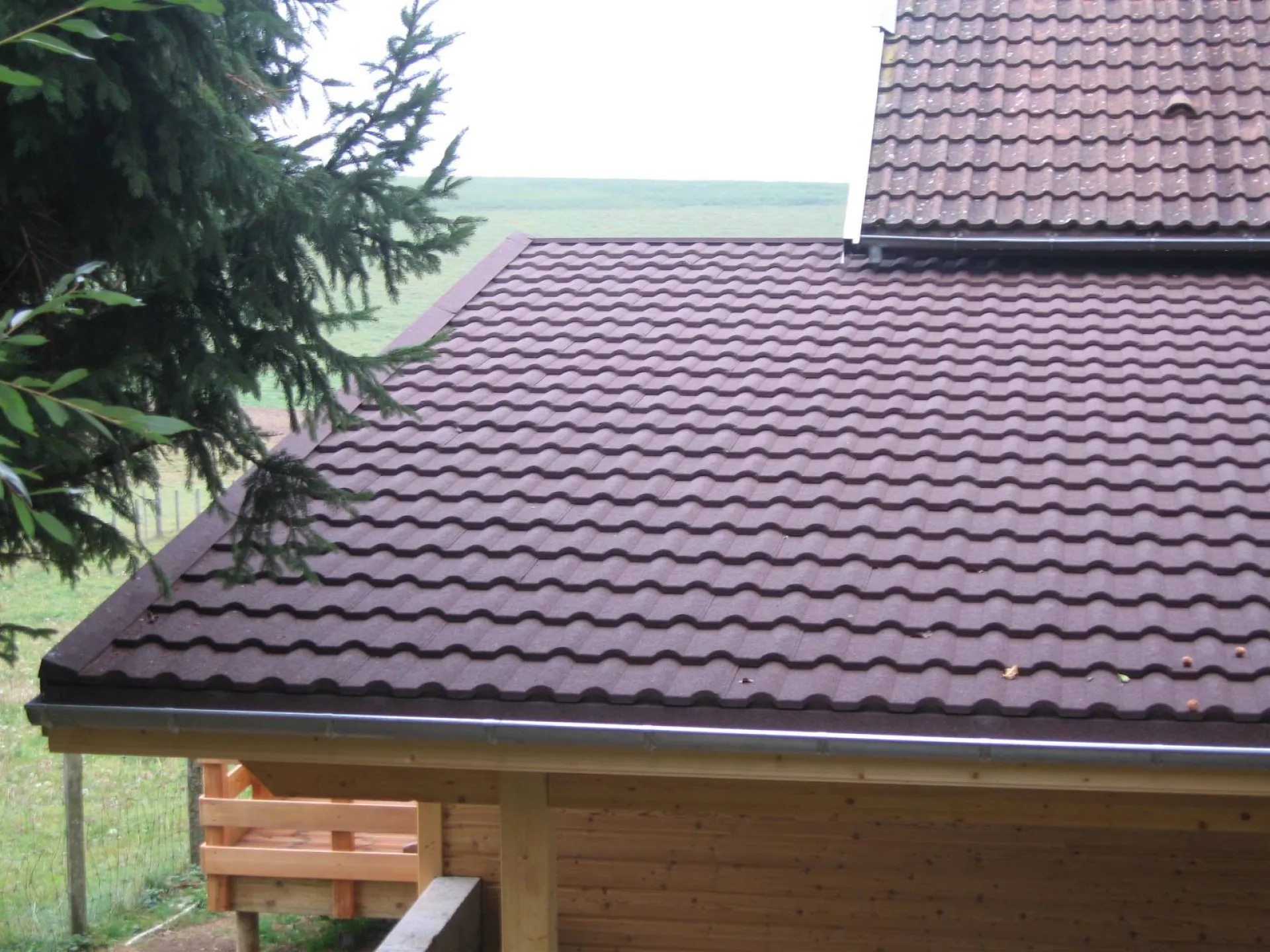 Tuile faible pente en Chartreuse