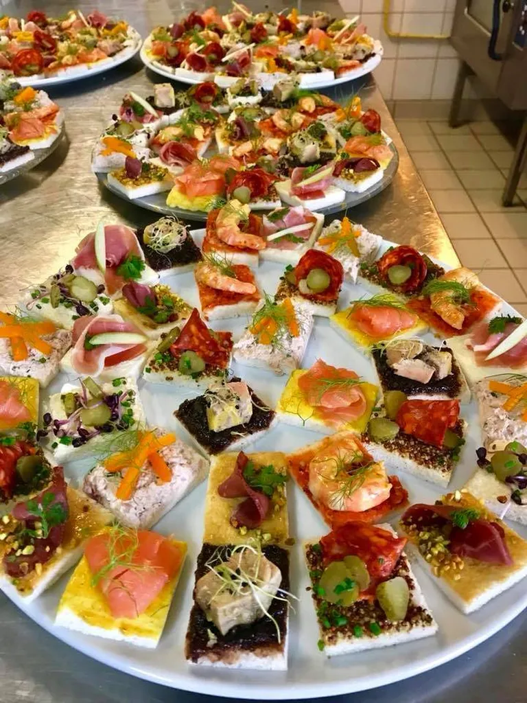 Réservez un cocktail  avec 8 pièces par personne, Le Havre