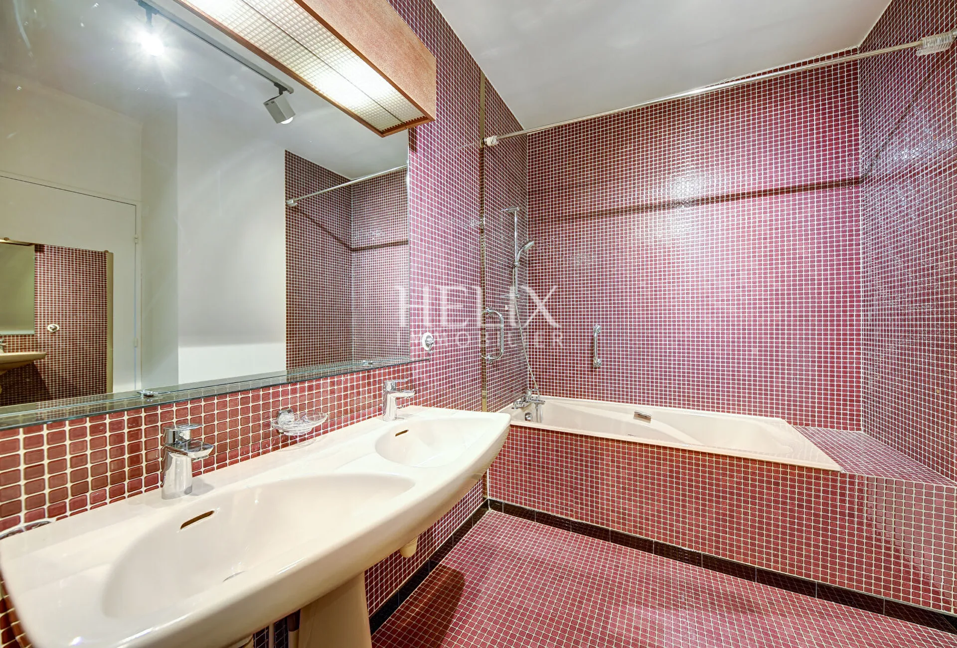 Maison familiale avec jardin et 4 chambres