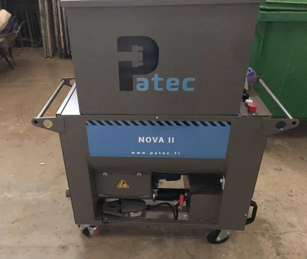 Machine à projeter PATEC