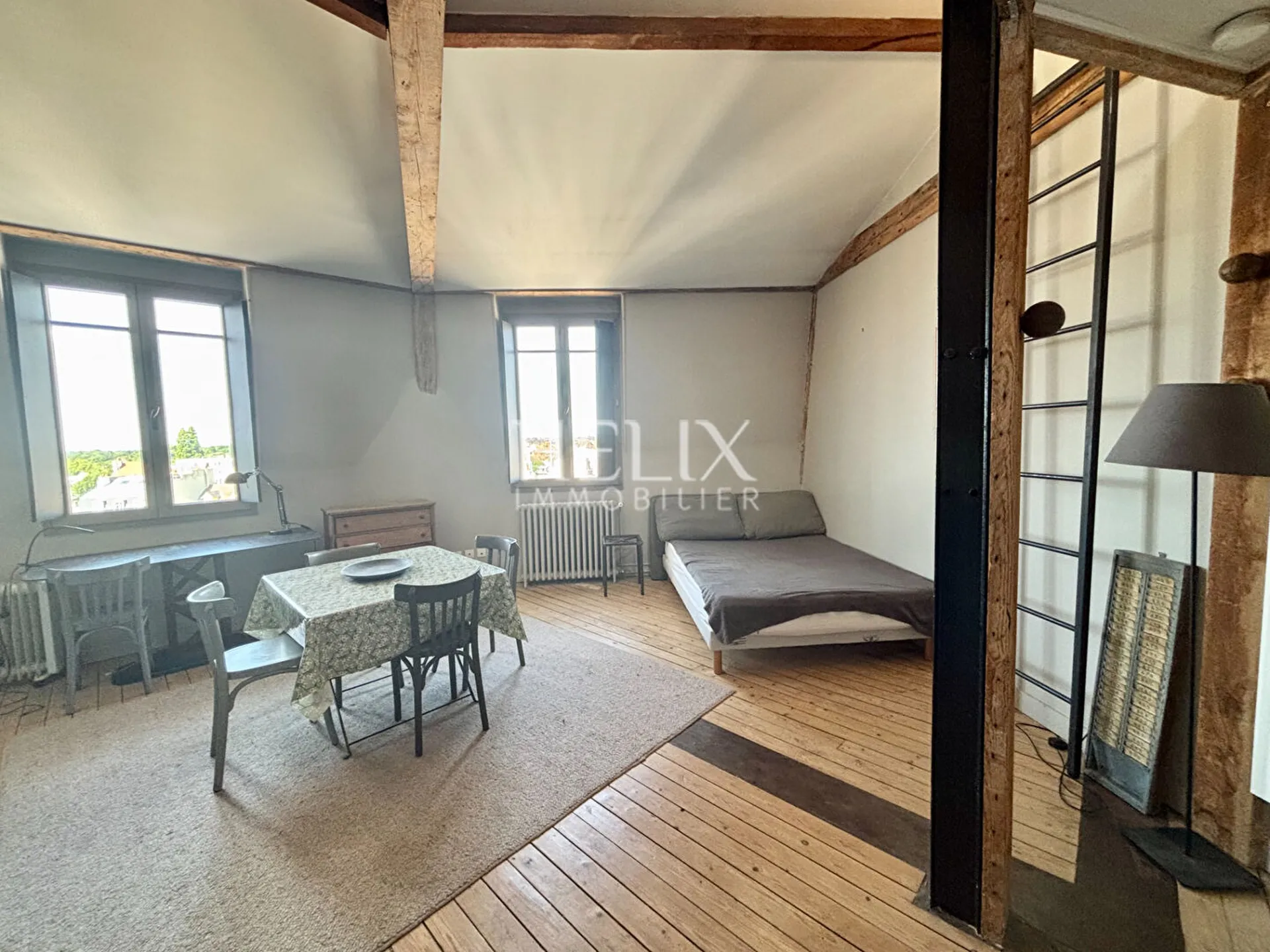 Studio meublé dans le centre de st germain en laye