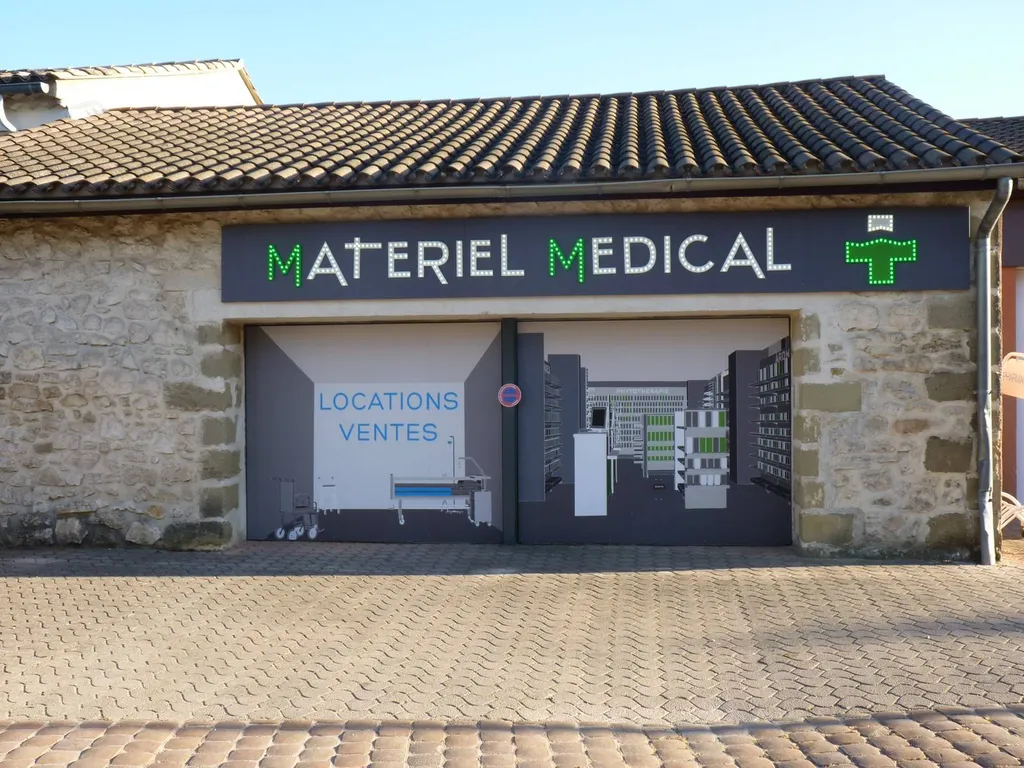 Façade Pharmacie nimes