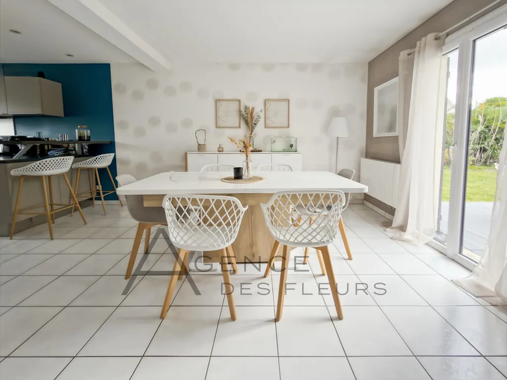 À vendre, charmant pavillon de 100 m² édifiée sur un terrain de 401 m²  sur la commune de OISSEL 76350