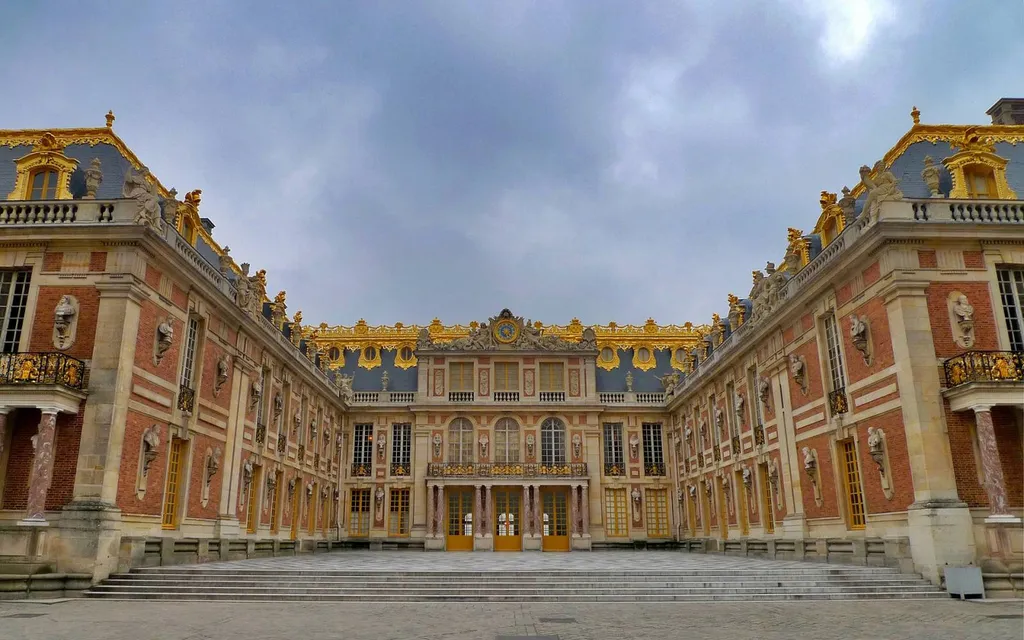 Livraison urgente de palettes à Versailles