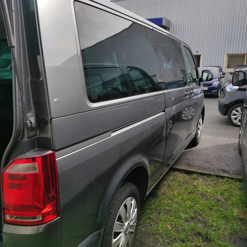 Volkswagen Caravelle 9 places TDI 150 DSG Confortline