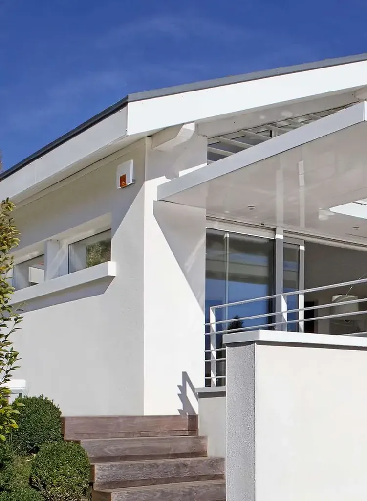 Abonnement sécurité tout inclus Daitem en Corse-du-Sud : alarme certifiée NF&A2P, télésurveillance APSAD P3, application mobile, maintenance et garantie à vie à partir de 45 € par mois