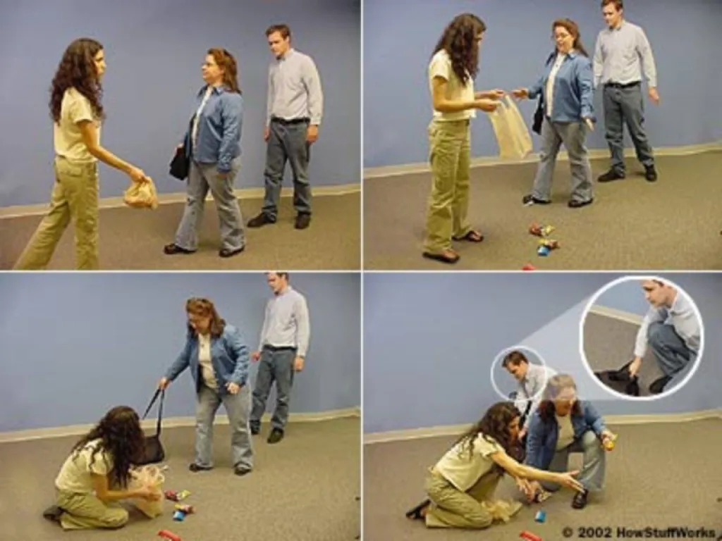 FAÇON DONT AGISSENT LES PICKPOCKETS  