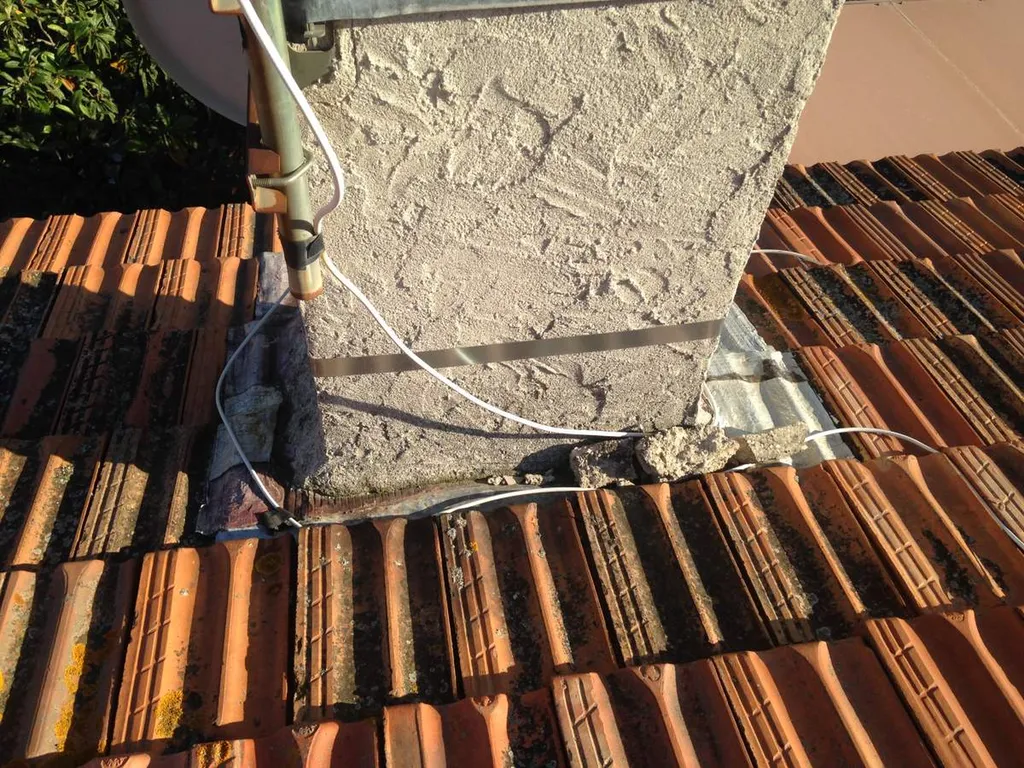 Réfection d'une toiture d'une maison existante à Salon de Provence de cheminée